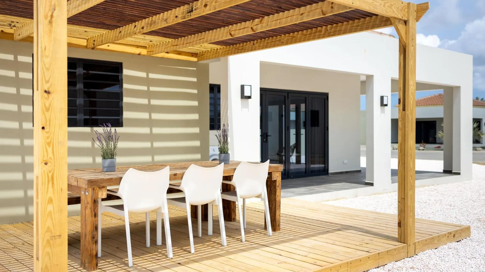 Villa Monrel Mambo Beach Willemstad
