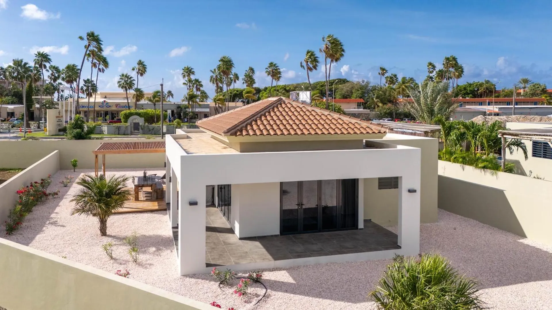 Villa Monrel Mambo Beach Willemstad Holiday home